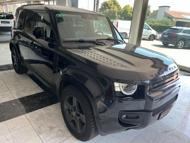 LAND ROVER Defender 110 3.0D I6 200CV AWD AUTO S TOTAL BLACK
