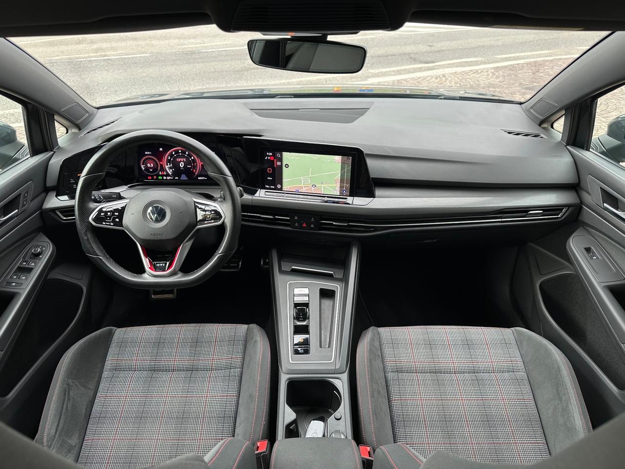 Volkswagen Golf GTI 2.0 TSI