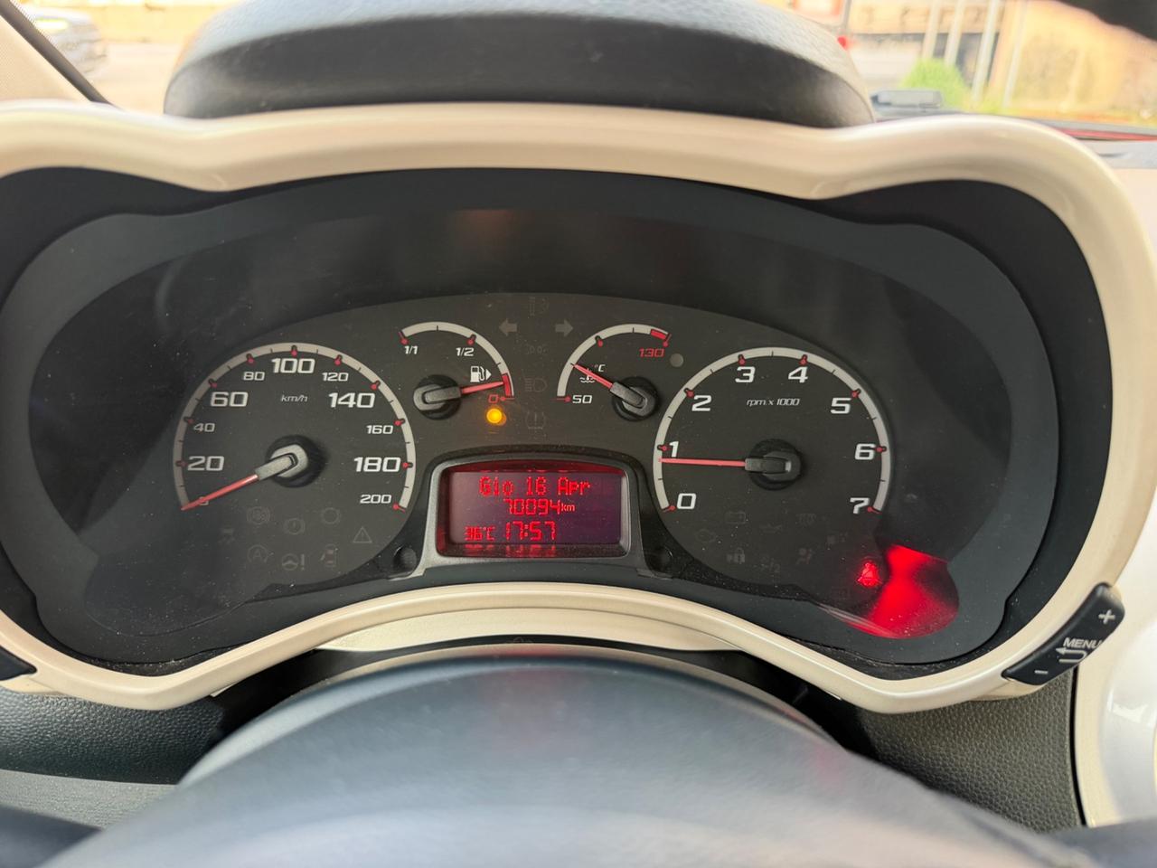 Ford Ka 1.2 benzina 69 cavalli 2015 Titanium