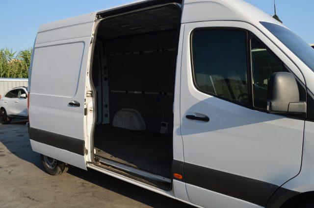 MERCEDES-BENZ Sprinter F39/33 311 CDI FWD TA Furgone