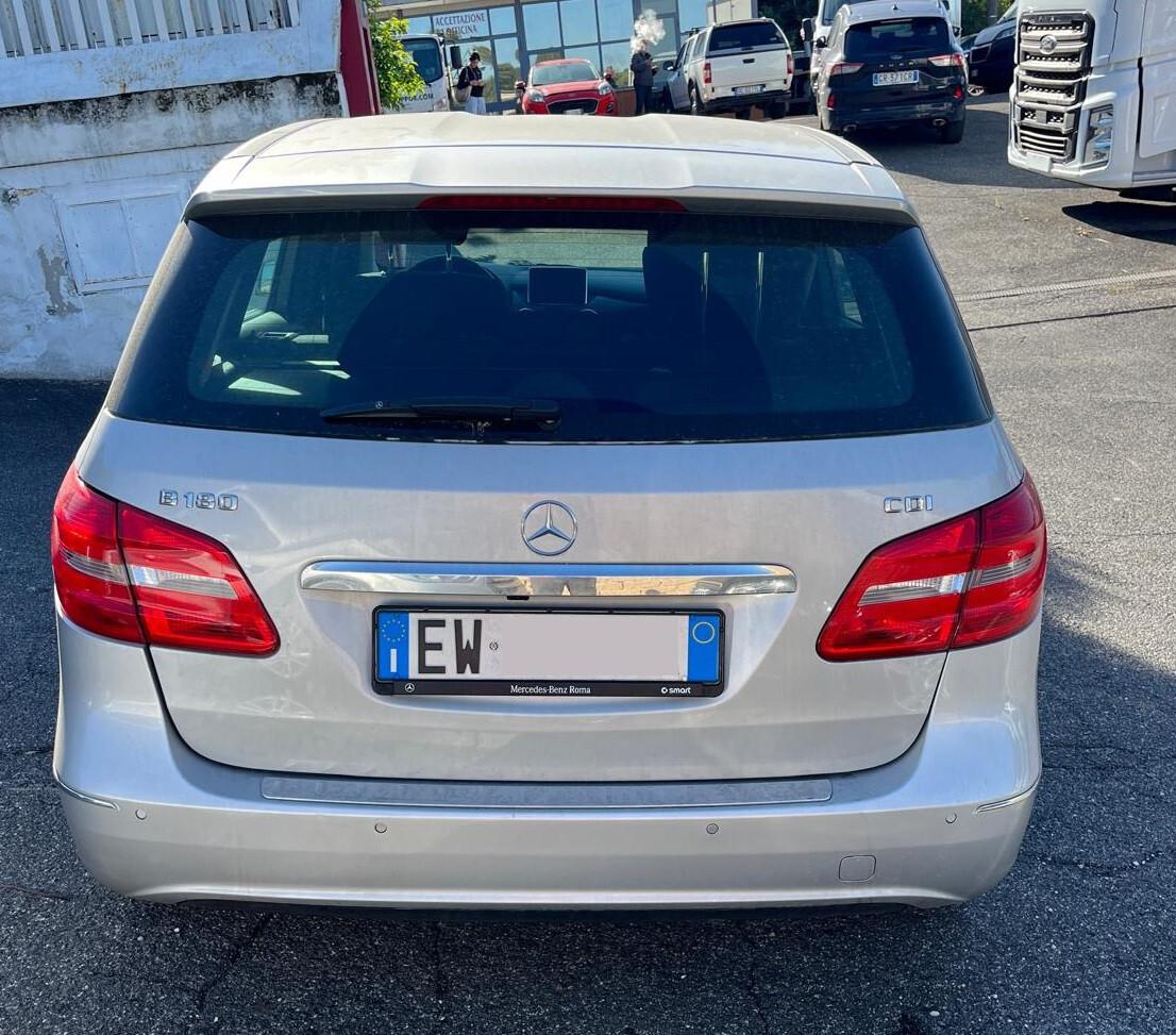 Mercedes-benz B 180 B 180 CDI Premium cambio automatico navi