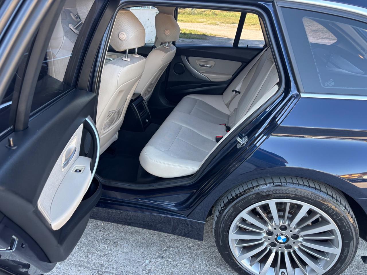 Bmw 320d Touring Business Advantage. Garanzia