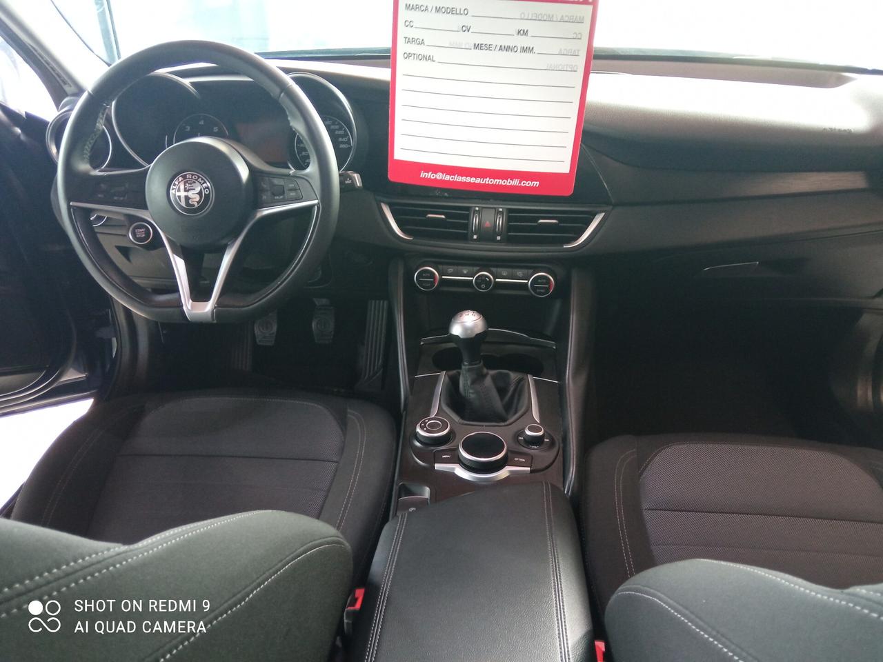 Alfa Romeo Giulia 2.2 Turbodiesel 150 CV Business Launch Edition