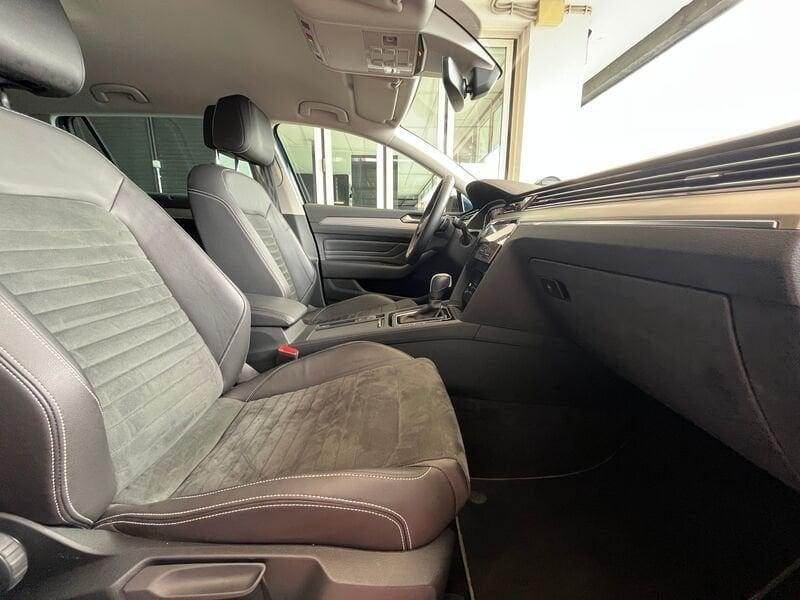 Volkswagen Passat Variant 2.0 TDI Executive 4Motion 200 CV DSG