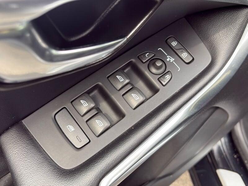 Volvo V40 D2 Summum
