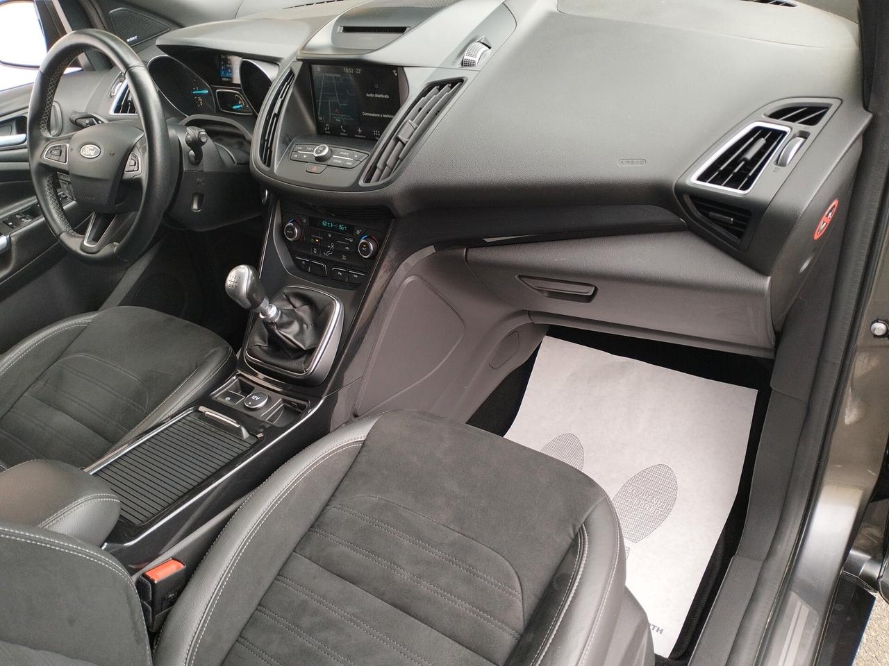 Ford Kuga 1.5 TDCI 120 CV S&S 2WD ST-Line