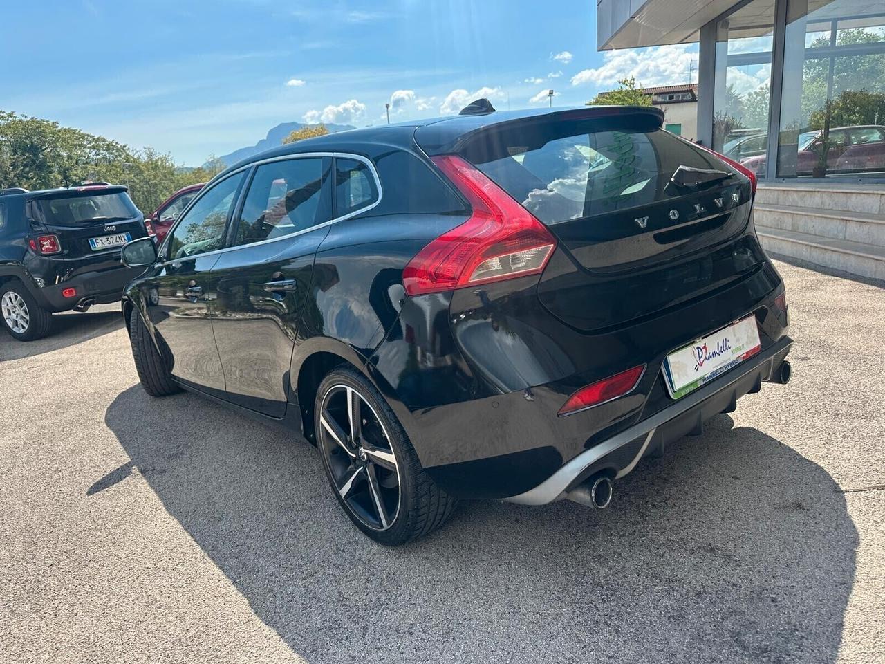 Volvo V40 D2 1.6 Powershift SUMMUM NEOPATENTATI AUTOMATICA