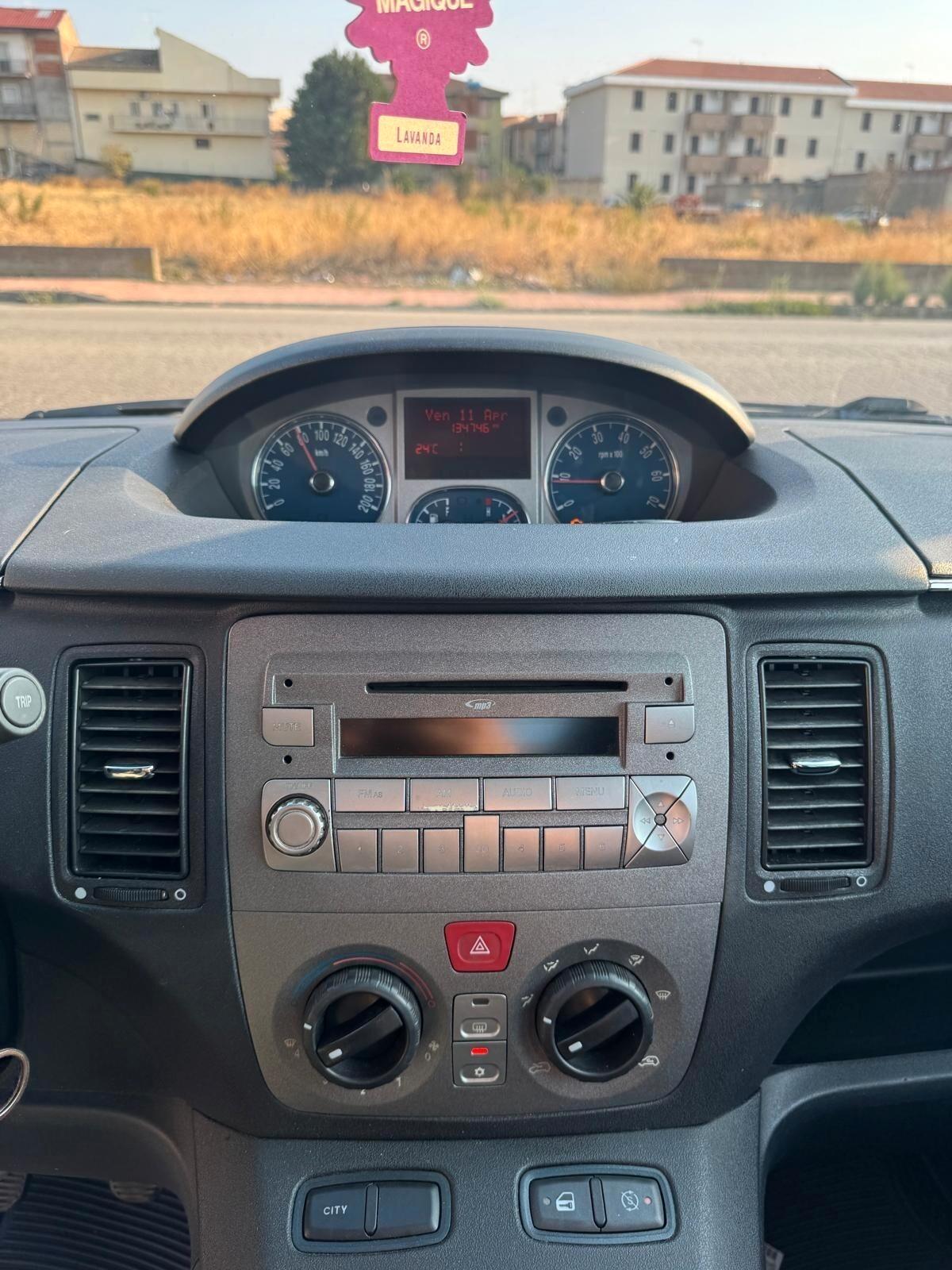 Lancia MUSA 1.3 Mjt 95 CV Gold