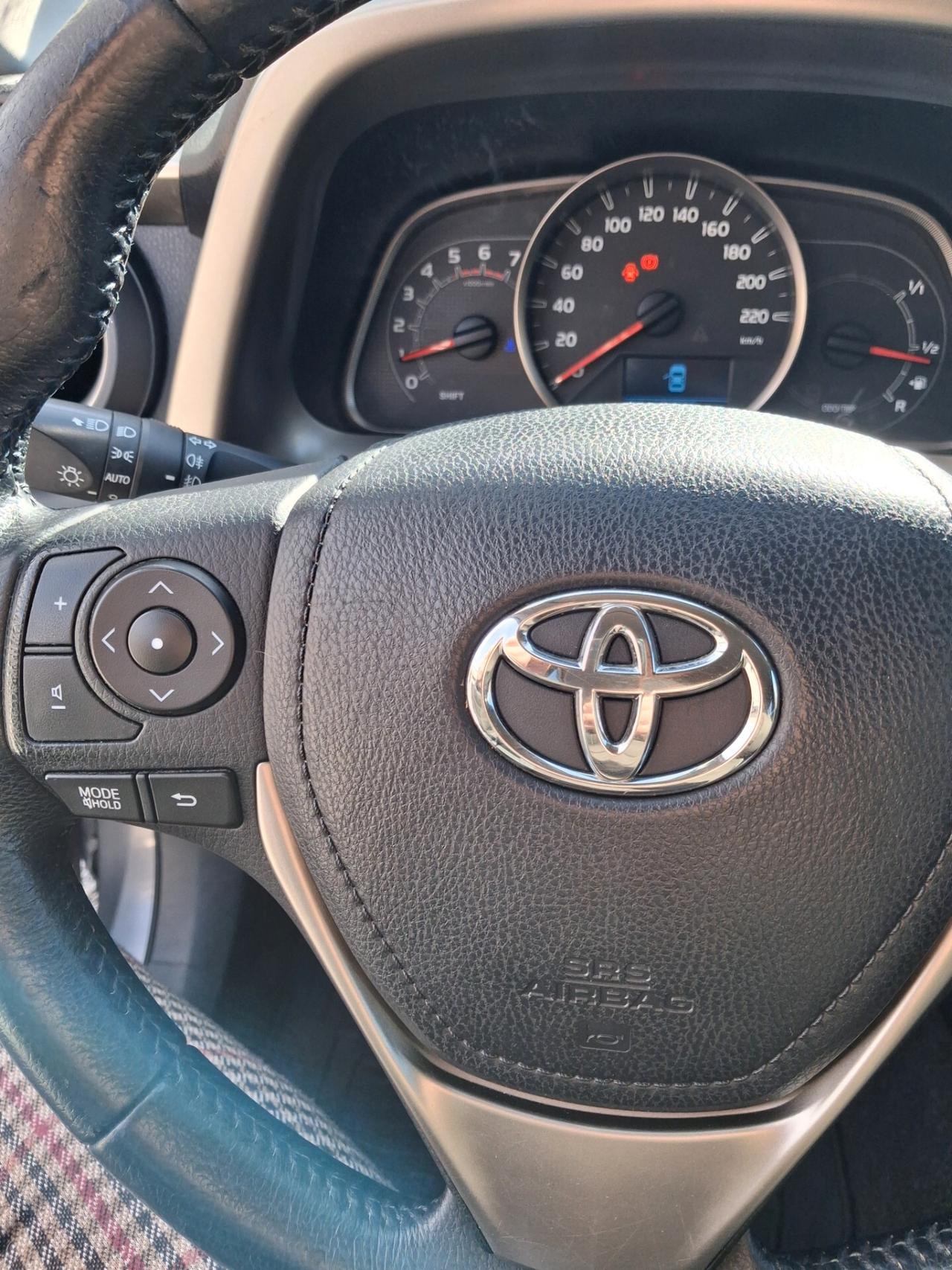Toyota RAV 4 RAV4 2.0 D-4D 4WD Lounge