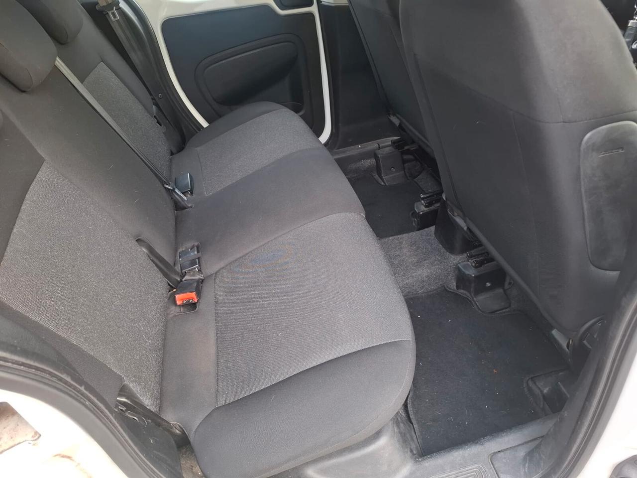 Fiat Qubo 1.4 8V 77 CV Lounge (57Kw)
