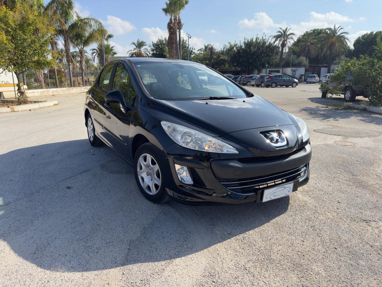 Peugeot 308 1.6 HDi 90CV 5p. Business