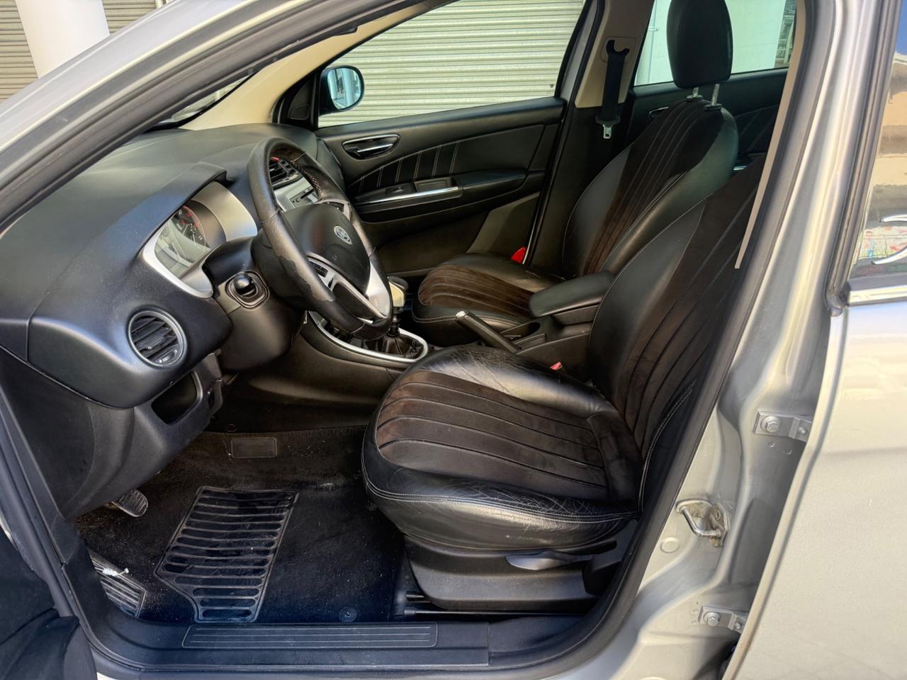 Lancia Delta 1.6 MJT DPF Platino