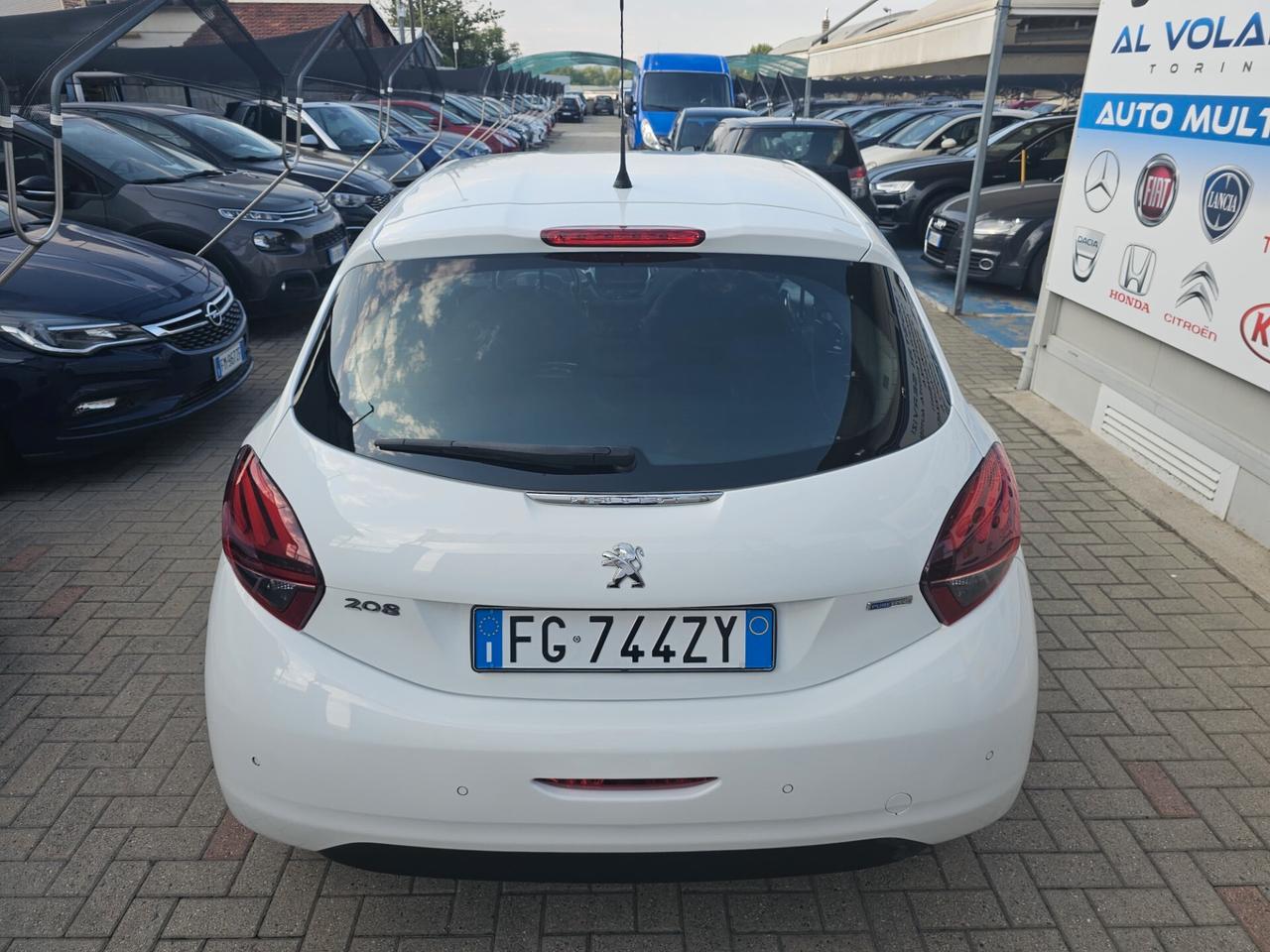 Peugeot 208 PureTech 82 5p. GPL Access