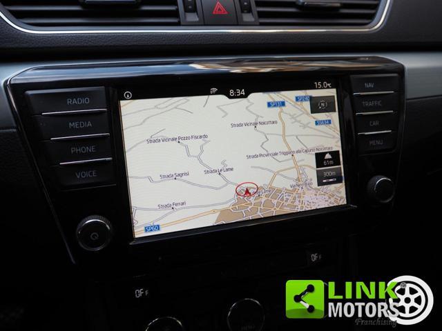 SKODA Superb 2.0 TDI DSG Wagon Executive