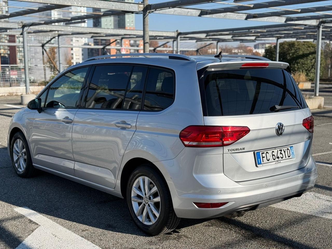 Volkswagen Touran 2.0 TDI 150 CV SCR DSG Executive BlueMotion Tech.