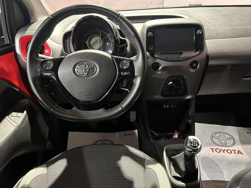 Toyota Aygo Connect 1.0 VVT-i 72 CV 5 porte x-play