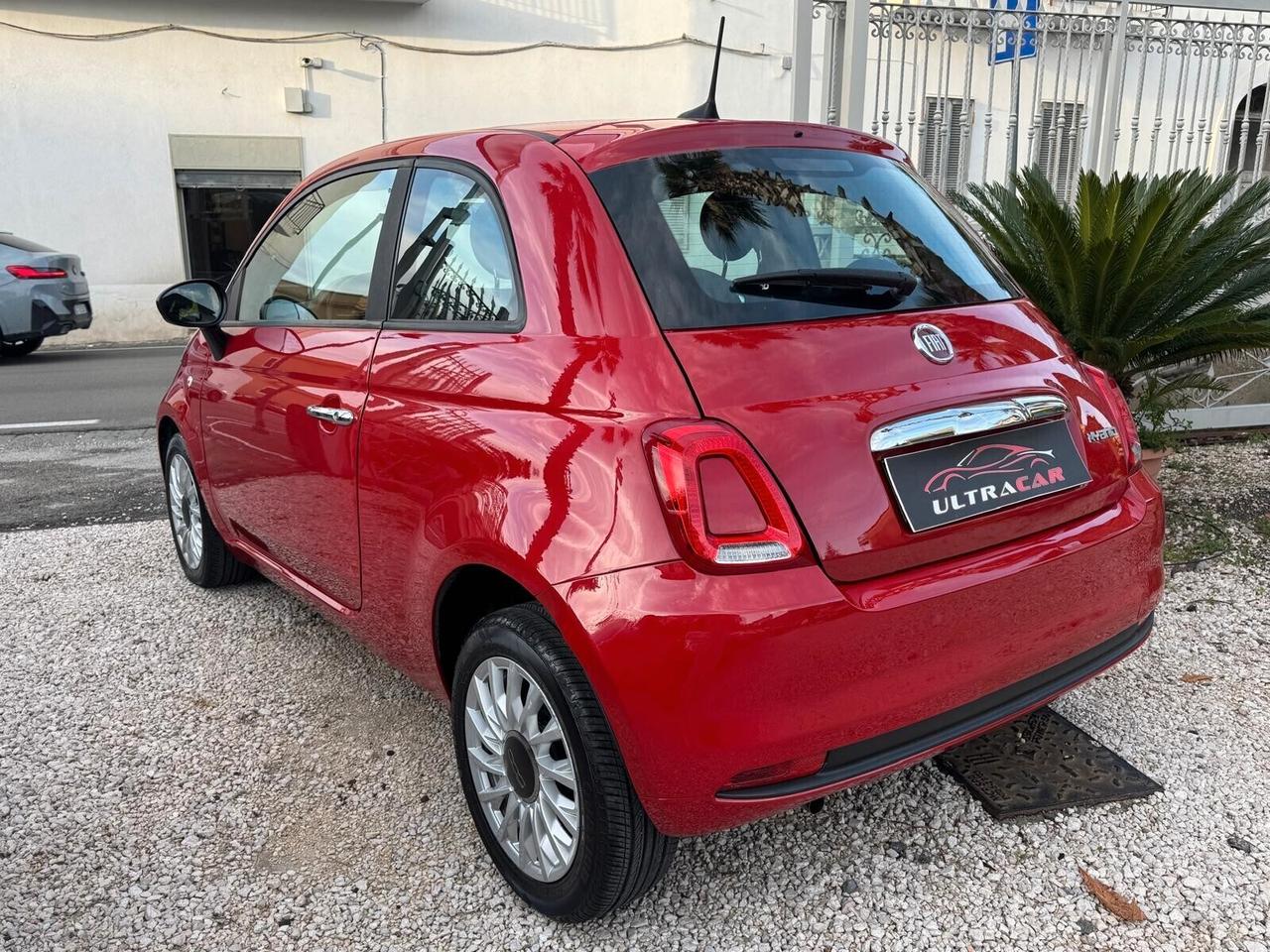 Fiat 500 1.0 Hybrid Red 2023