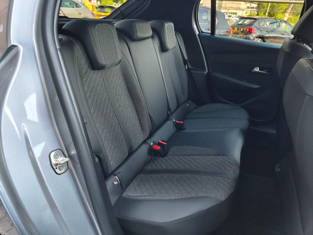 Peugeot 208 1.2 Allure s&s 100cv OK NEOPATENTATI