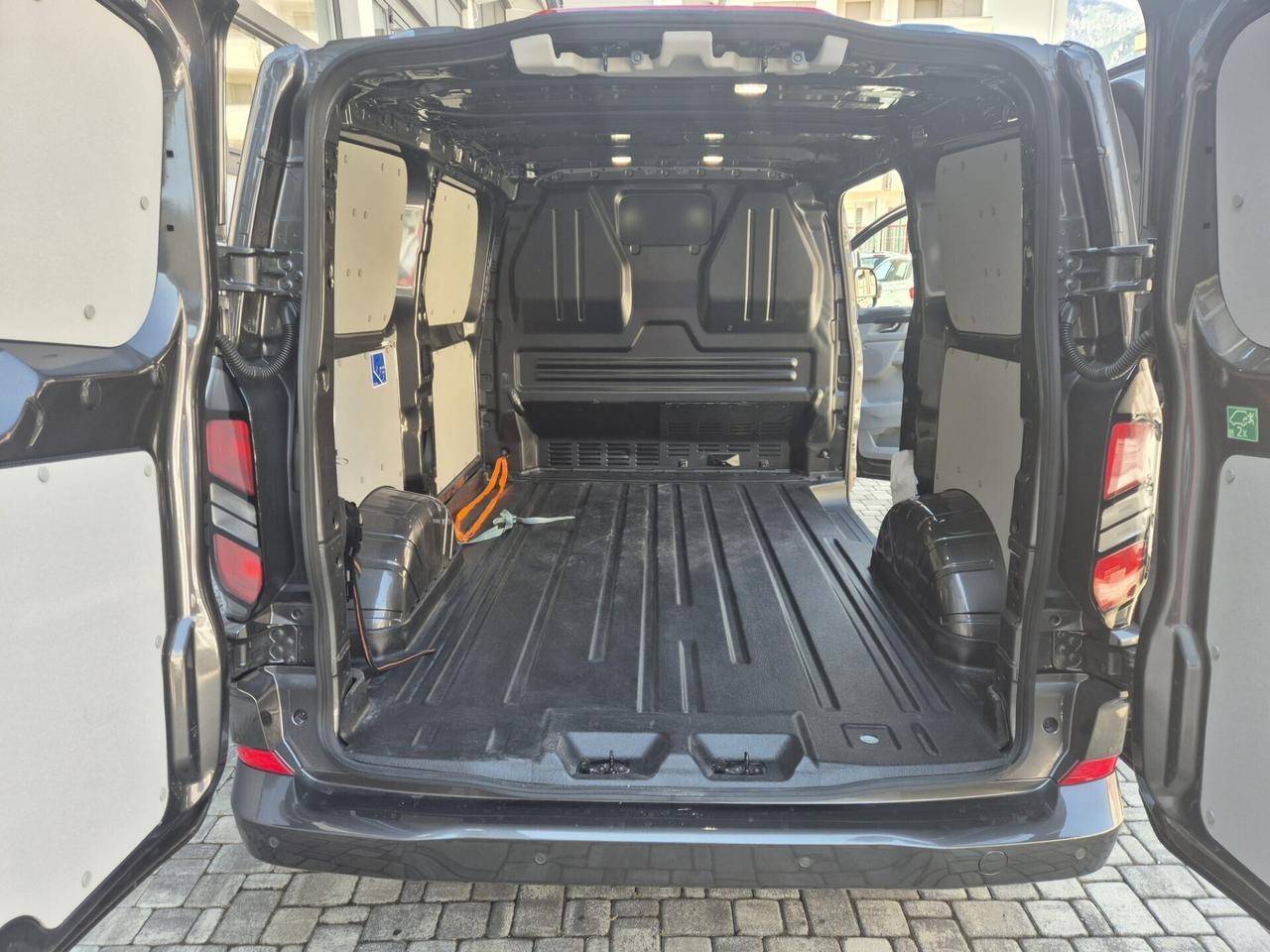 Ford Transit 2.0TDCi EcoBlue 130CV 3000km!!!
