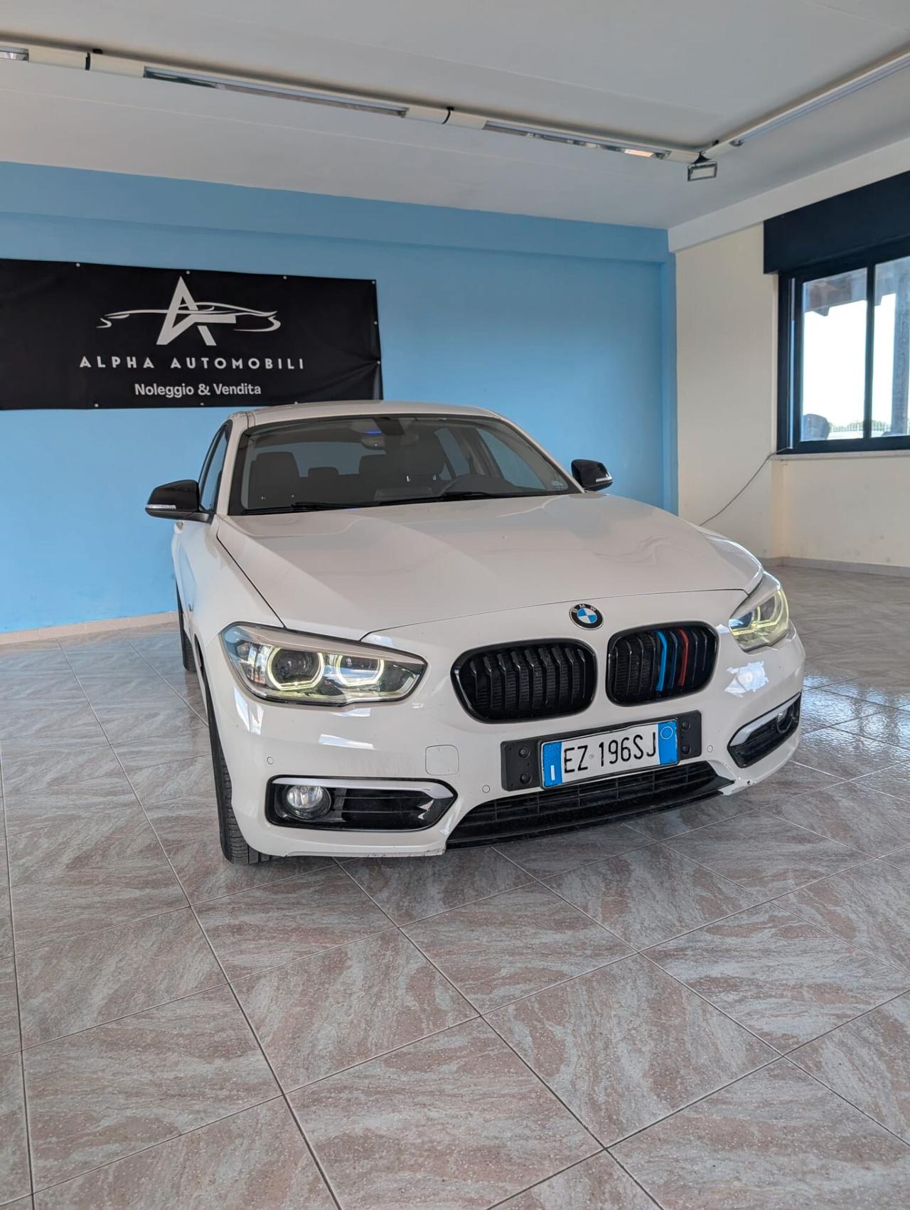 Bmw 118 118d 5p. Urban