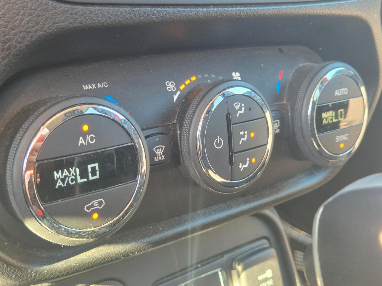 Jeep Renegade 1.6 Mjt DDCT 120 CV Limited NIGHT EDITION