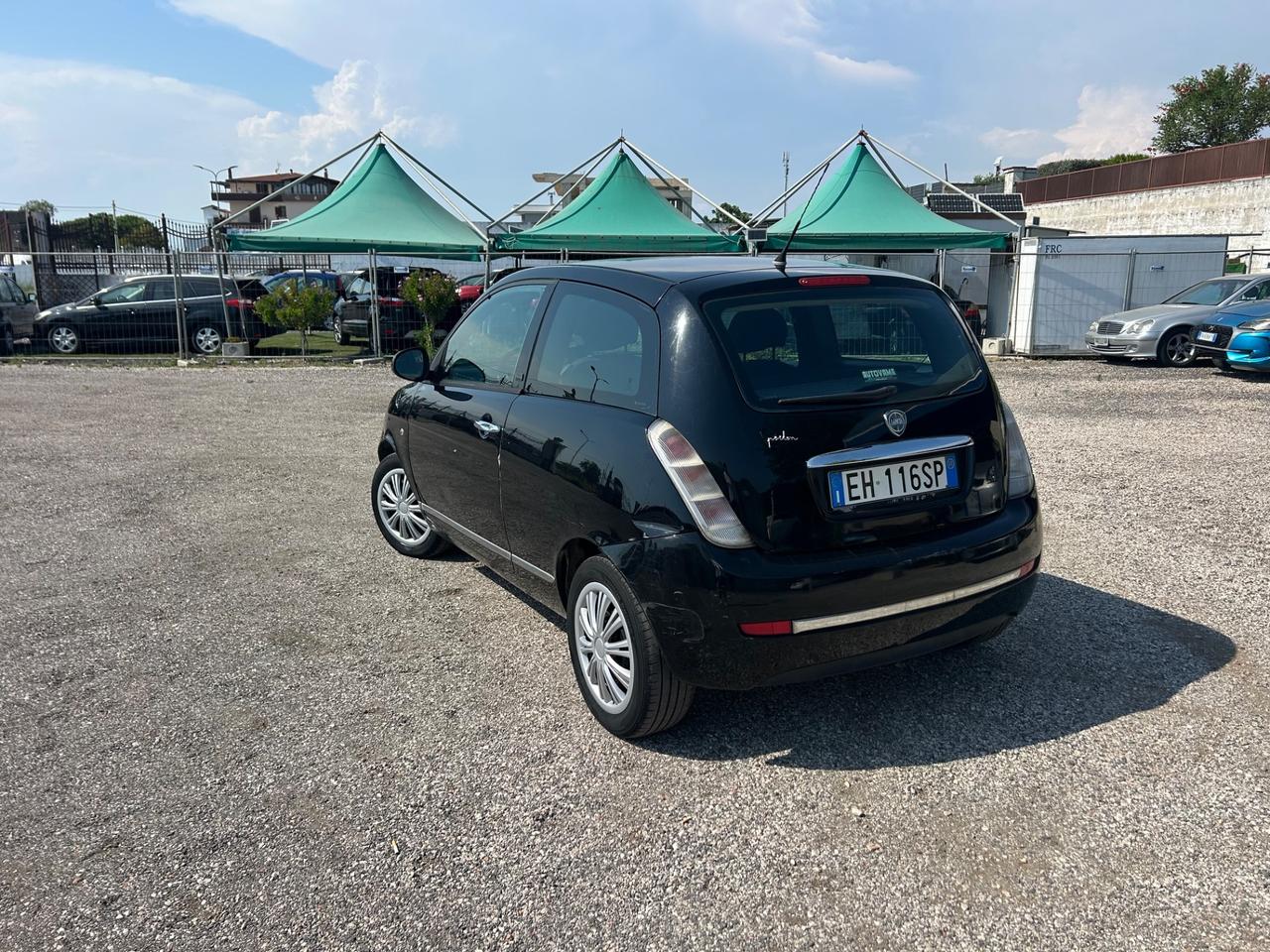 Lancia Ypsilon 1.2 69 CV Diva