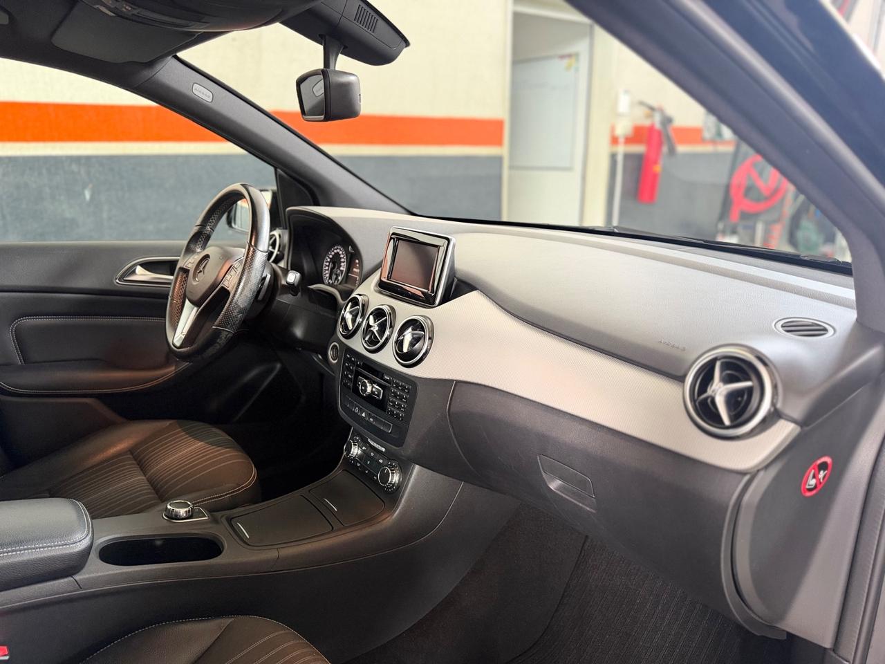 Mercedes-benz B 180 Premium AUTOMATICA NEOPATENTATI