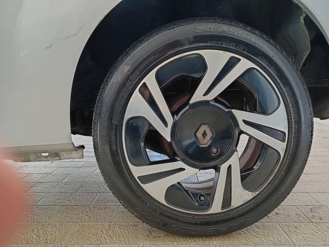 Renault Twingo 1.2 Live 75cv
