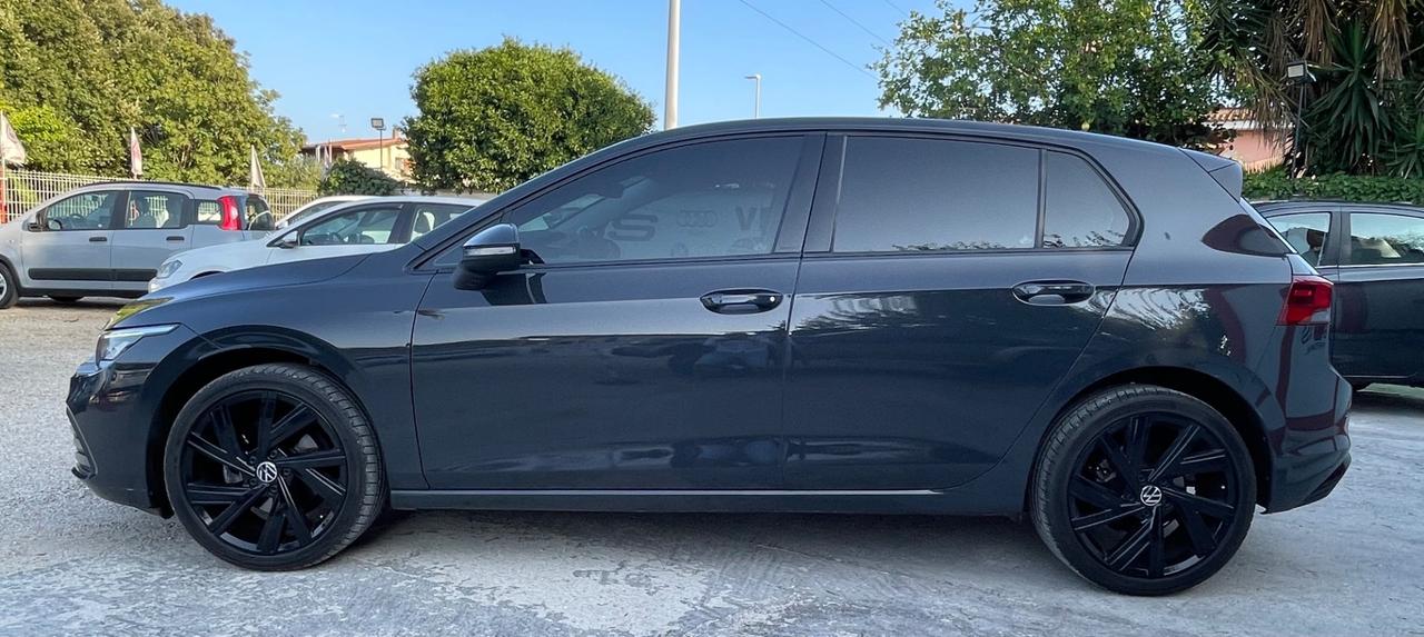Volkswagen Golf 8 Style 1.0 TSI EVO 110cv