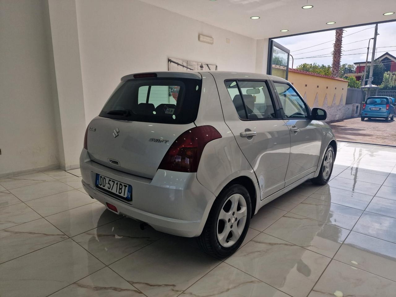 Suzuki Swift 1.3 5p. Gpl Cambio Automatico
