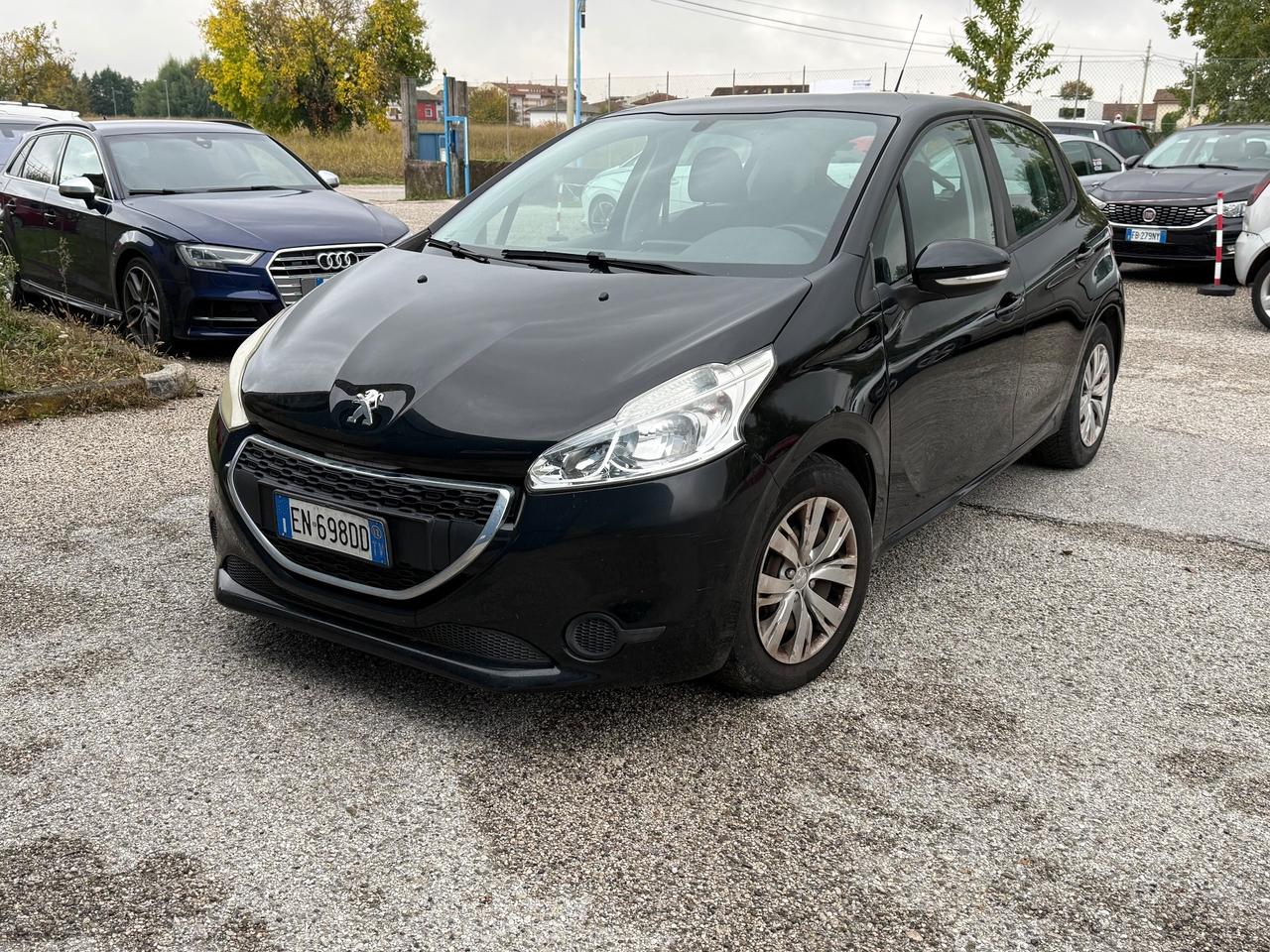 Peugeot 208 1.4 HDi 68 CV 5 porte Active