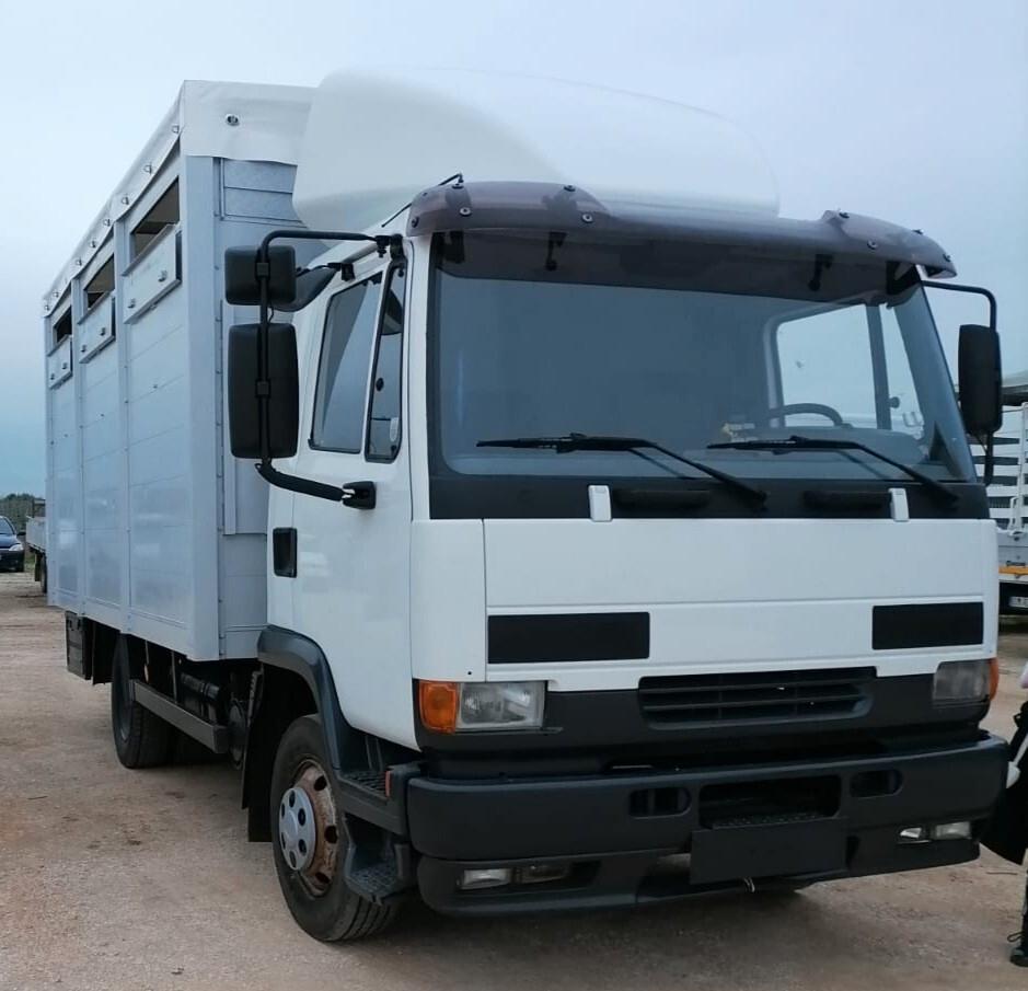 Daf trasporto animali vivi 75q