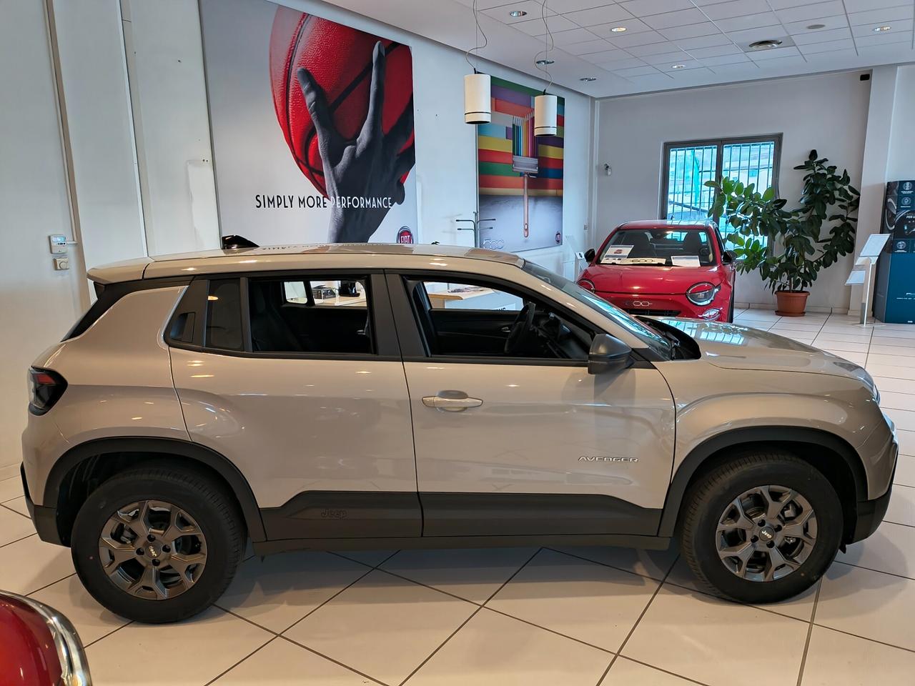 Jeep Avenger 1.2 Turbo 100 CV MHEV Longitude