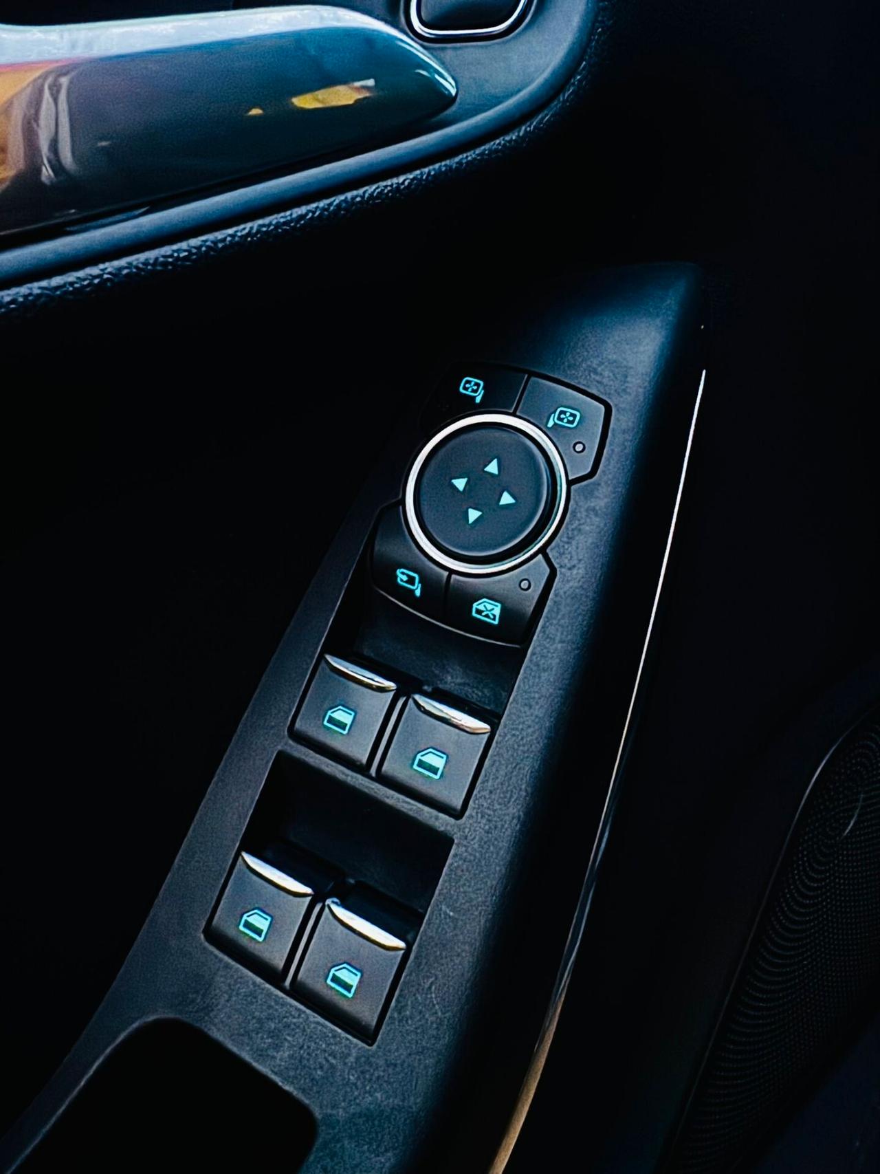 Ford Fiesta 1.5 EcoBlue 5 porte Titanium Navi/Led