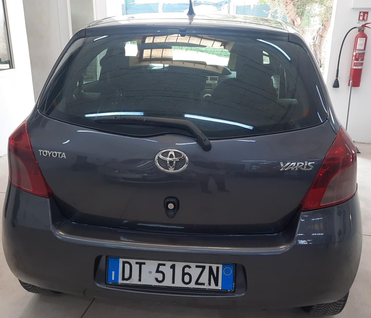 Toyota Yaris 1.3 5 porte Navi
