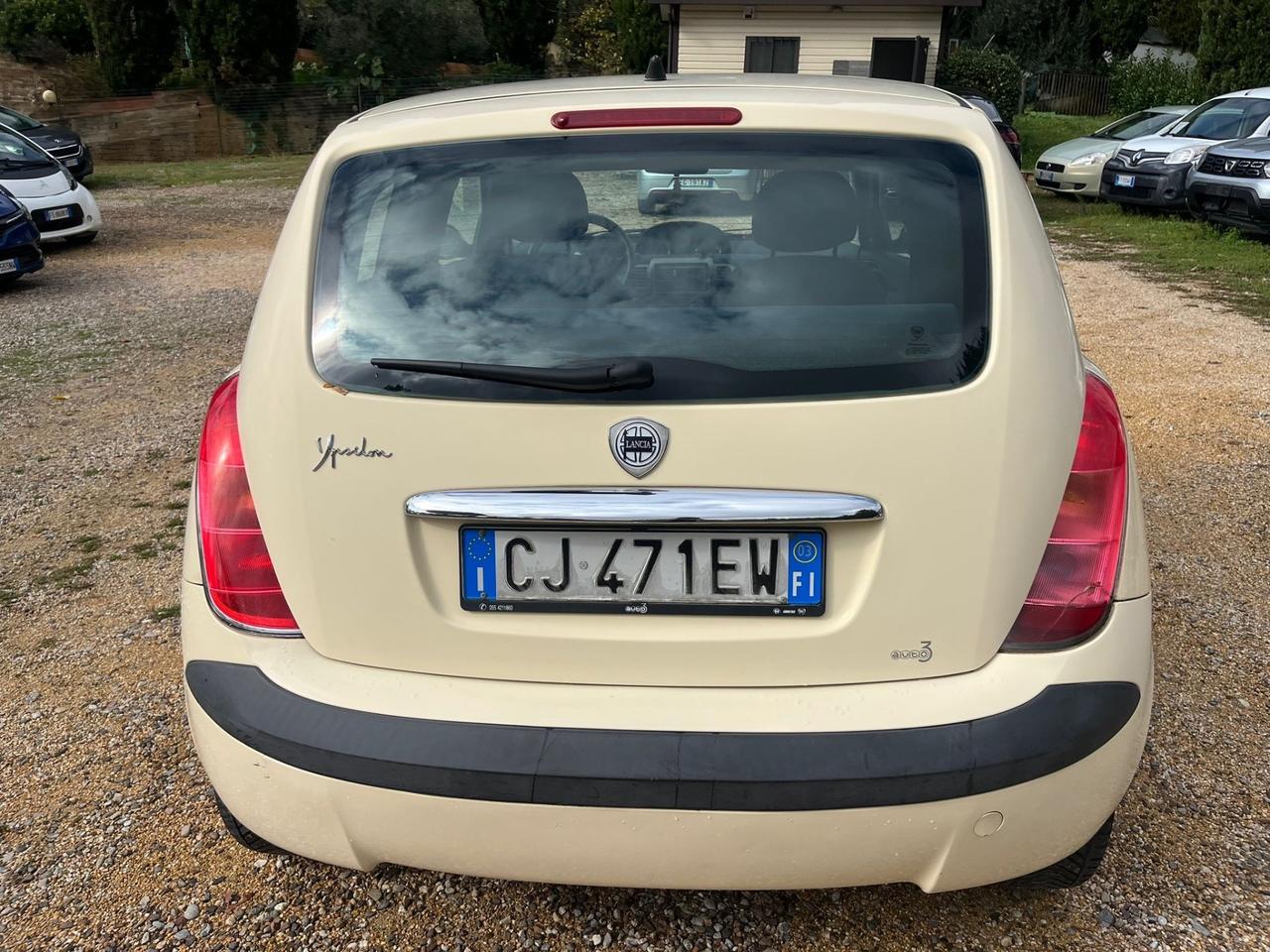 Lancia Y 1.2i cat LS