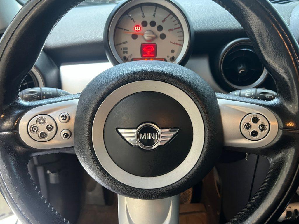 MINI Cooper D 1.6 16V