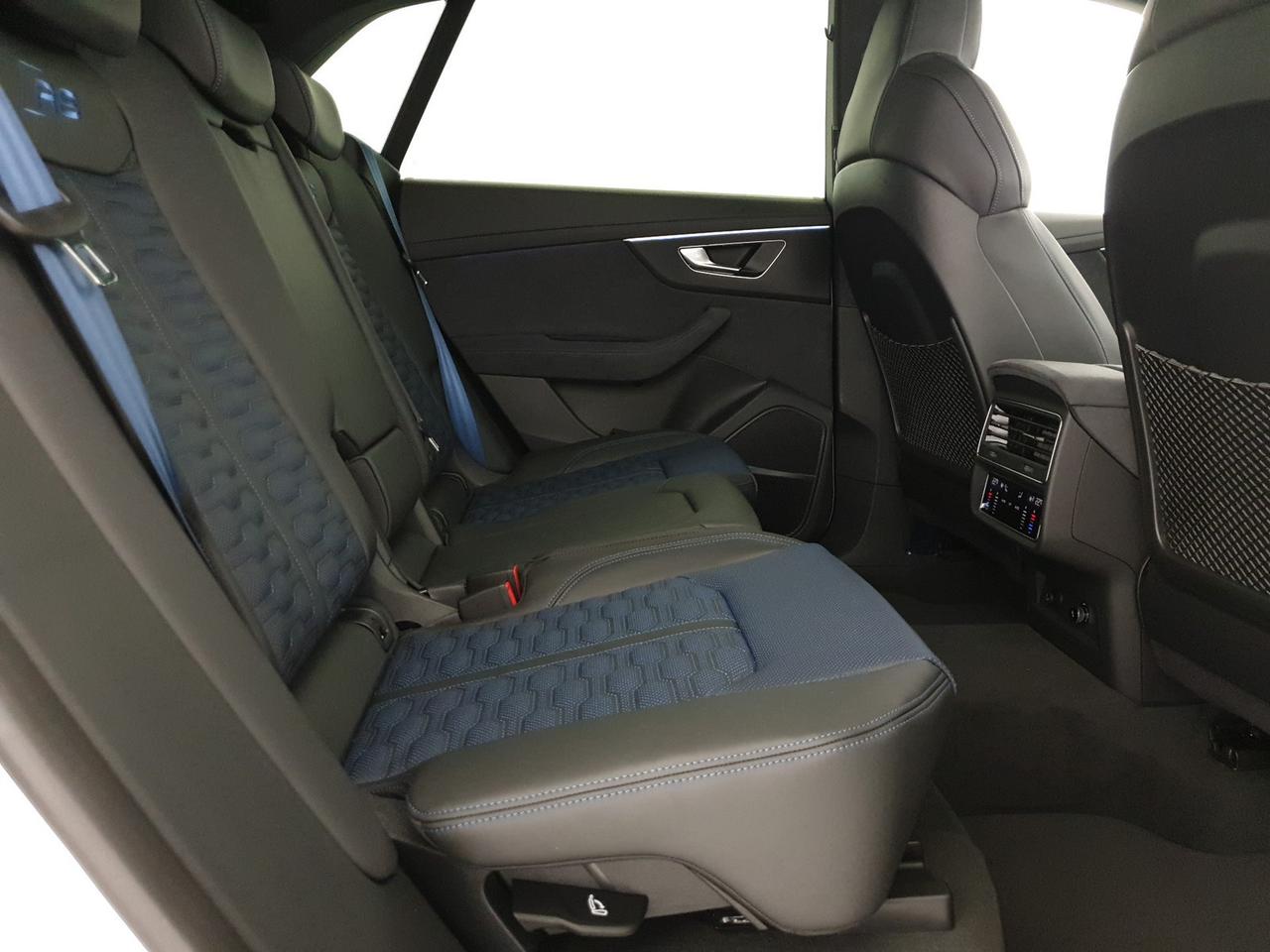 4.0TFSI 640CV quattro tiptronic Performance