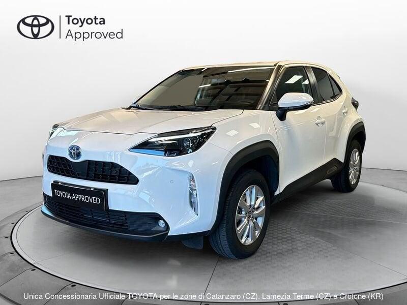 Toyota Yaris Cross 1.5 Hybrid 5p. E-CVT AWD-i Business