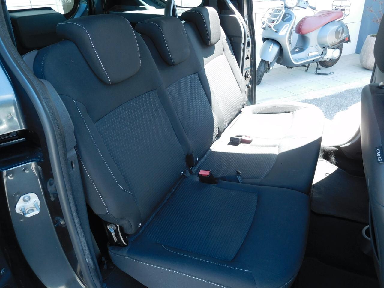 Dacia Dokker 1.6 8V 100CV Start&Stop GPL Lauréate