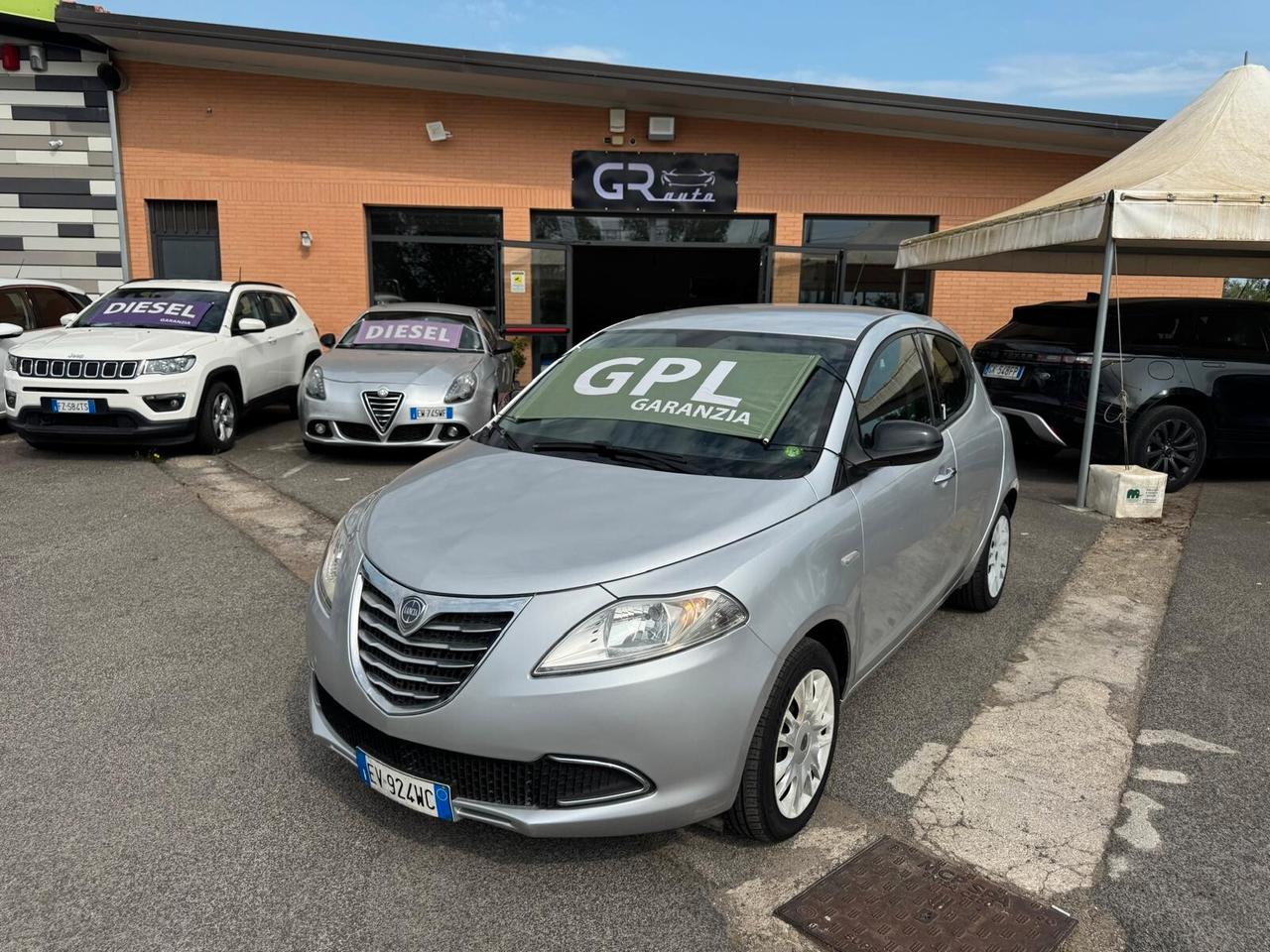 Lancia Ypsilon 1.2 GPL NEOPATENTATI 2014
