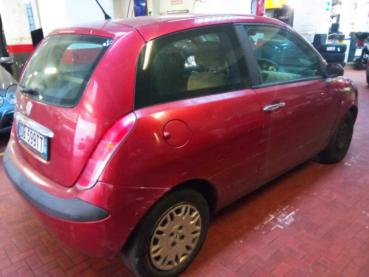 Lancia Ypsilon 1.2 Argento 60CV