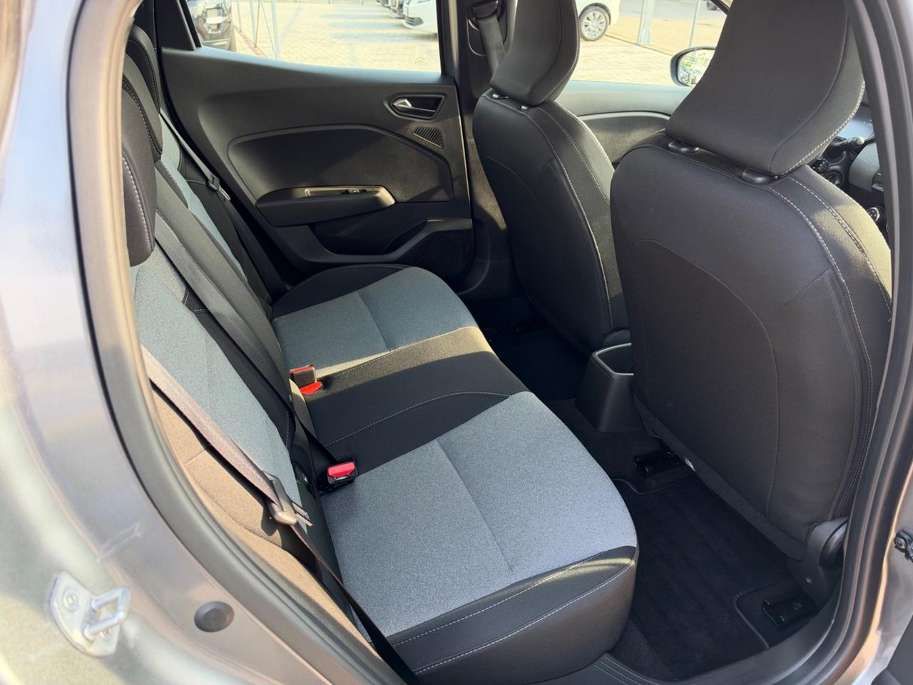 Renault Clio SCe 65 CV 5 porte Evolution NEOPATENTATI