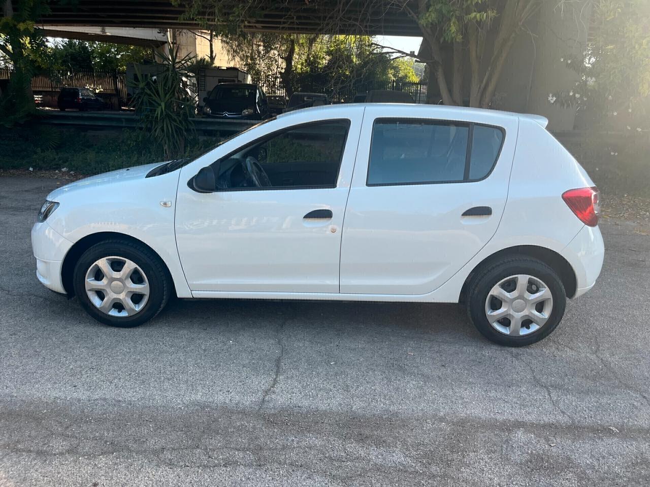 Dacia Sandero 1.2 GPL 75CV Lauréate Garantita