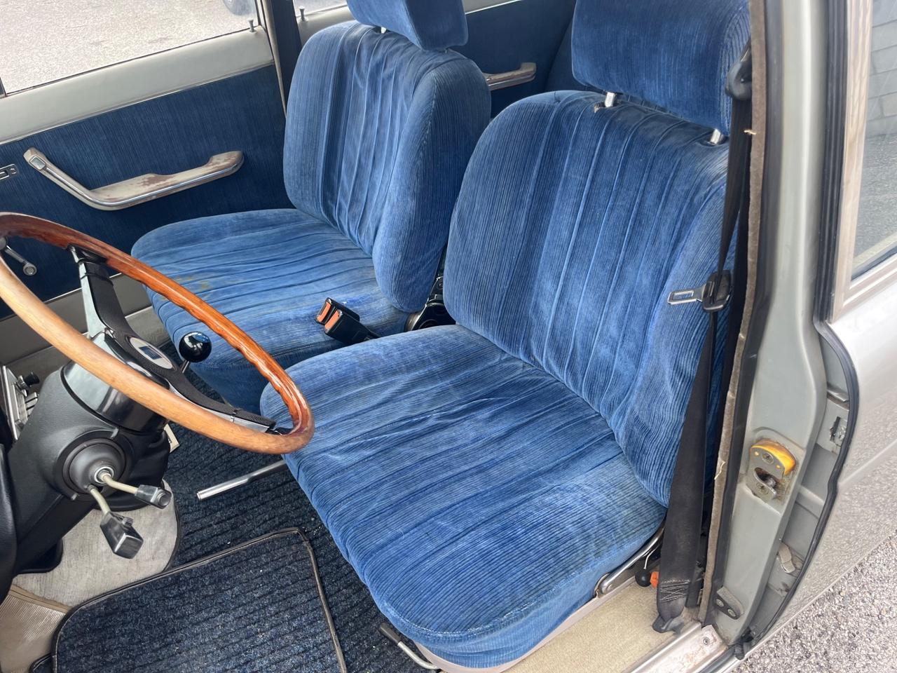 Lancia 2000 iniezione ( Flavia berlina )