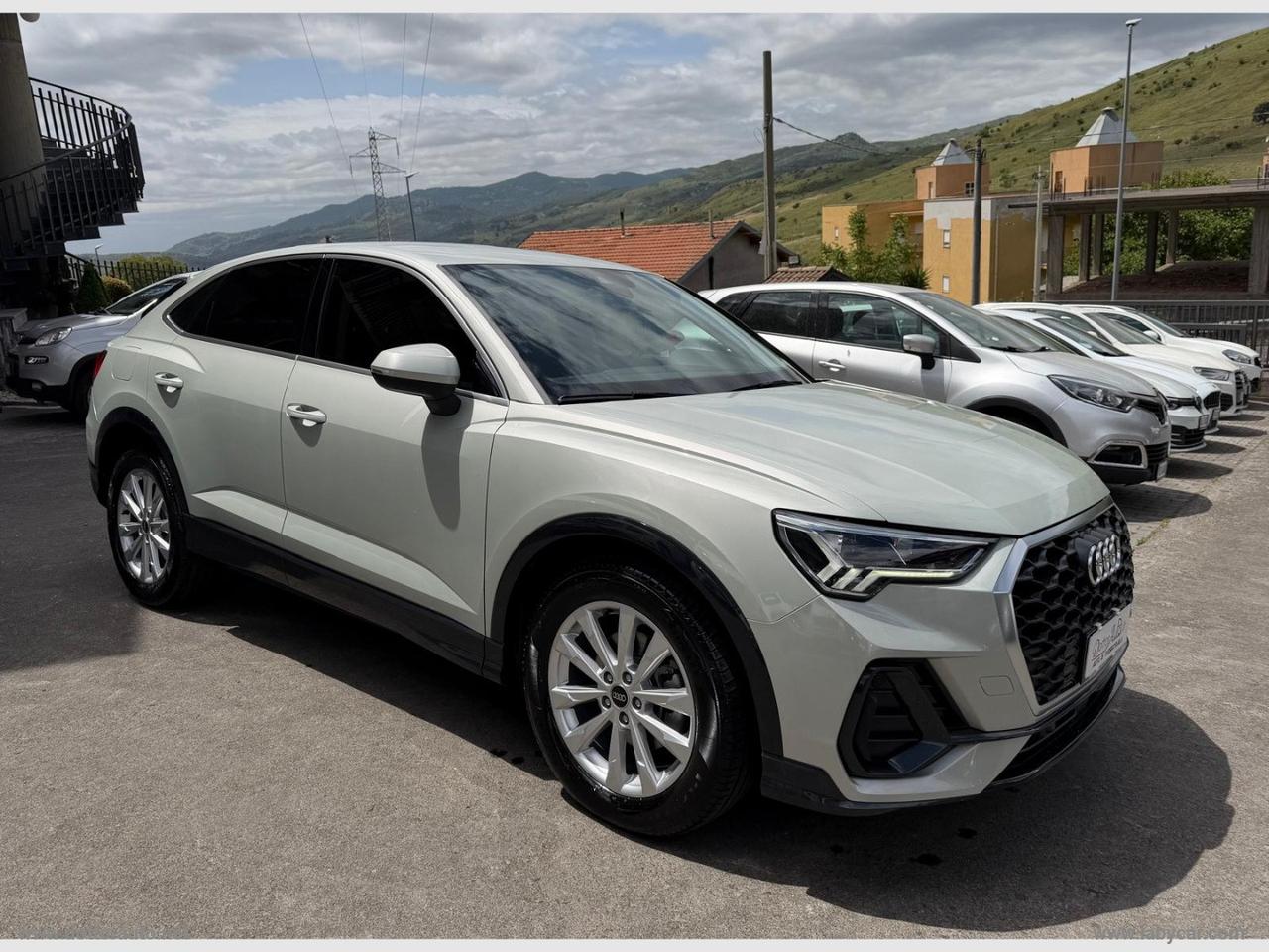 AUDI Q3 35 TDI S tronic S line edition