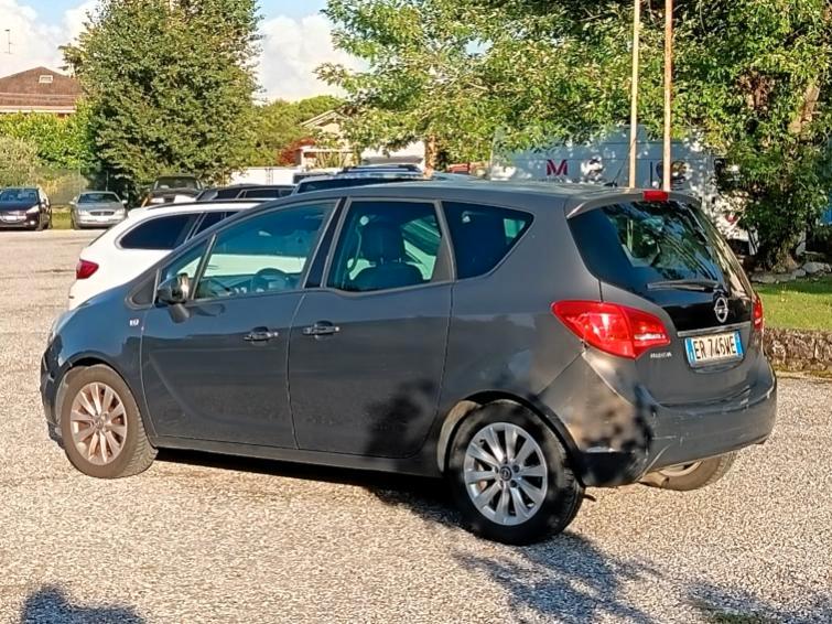 Opel Meriva 1.4t Cosmo Gpl-tech