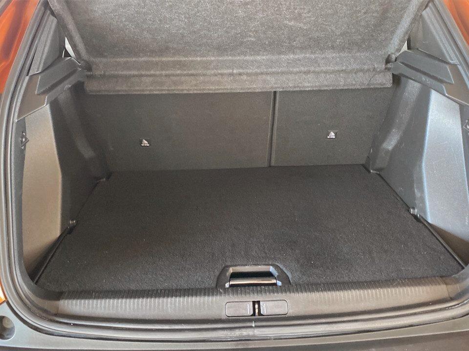 Peugeot 2008 PureTech 100 S&S Allure Pack