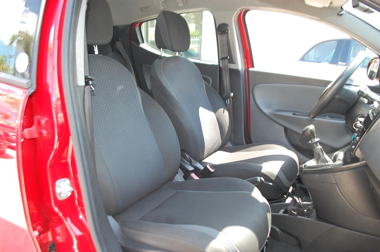 Lancia Ypsilon 1.2 Silver Ecochic Gpl 69CV Uff Italy USB Clima