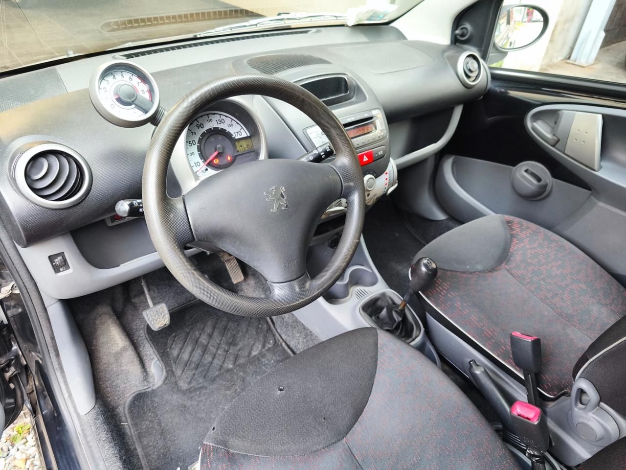 Peugeot 107 1.0 68CV 5p. Sweet Years